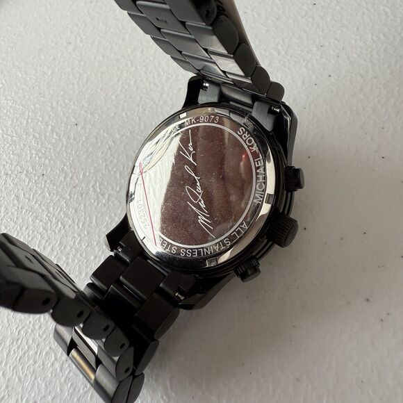 Michael Kors Men’s Oversized Runway Black Round Case Stainless Steel Watch 45mm - Picture 6 of 6